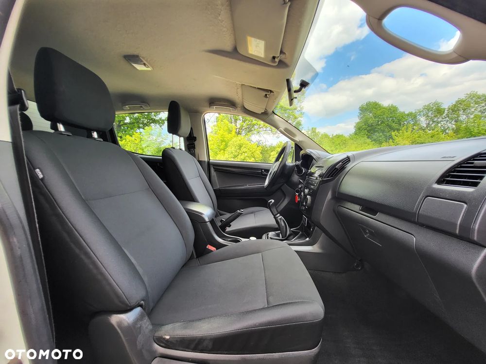 Isuzu D-Max 4x4 Double Cab Custom - 15