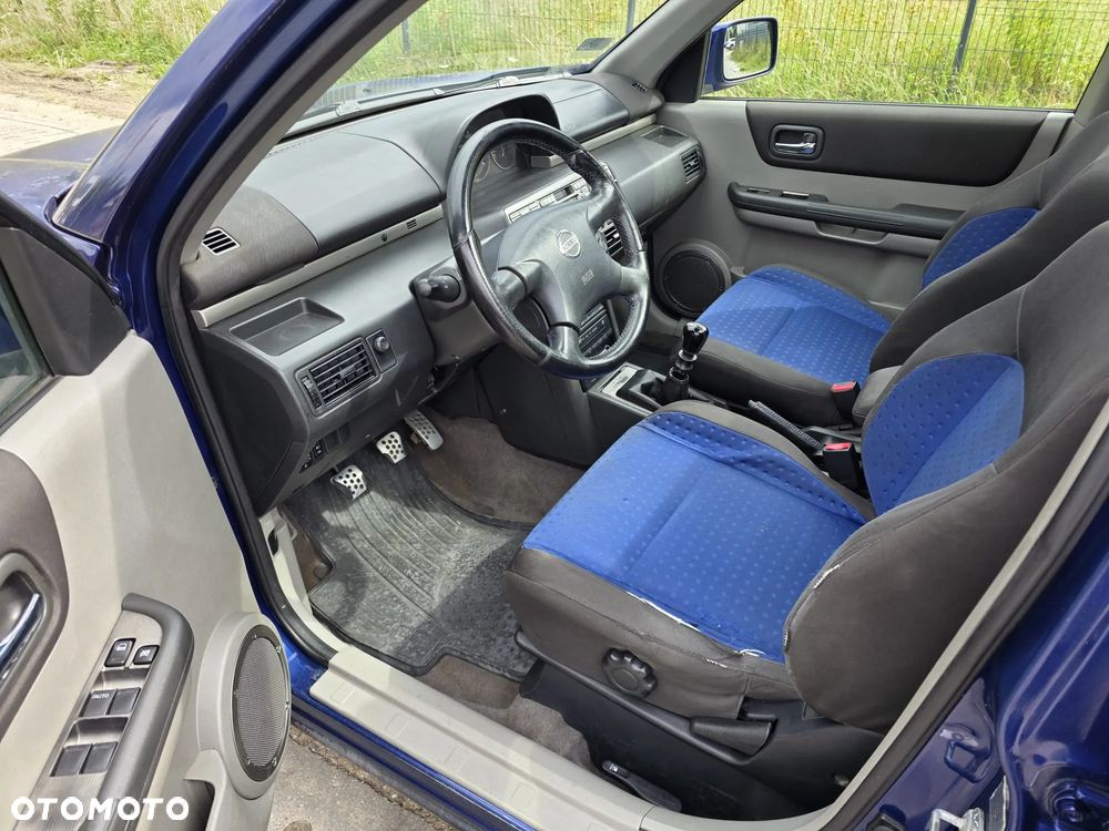 Nissan X-Trail - 12