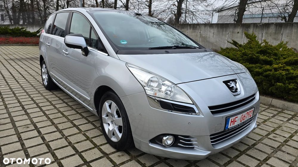 Peugeot 5008 - 1