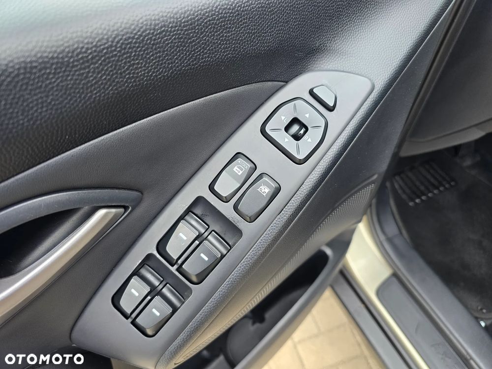 Hyundai ix35 - 24