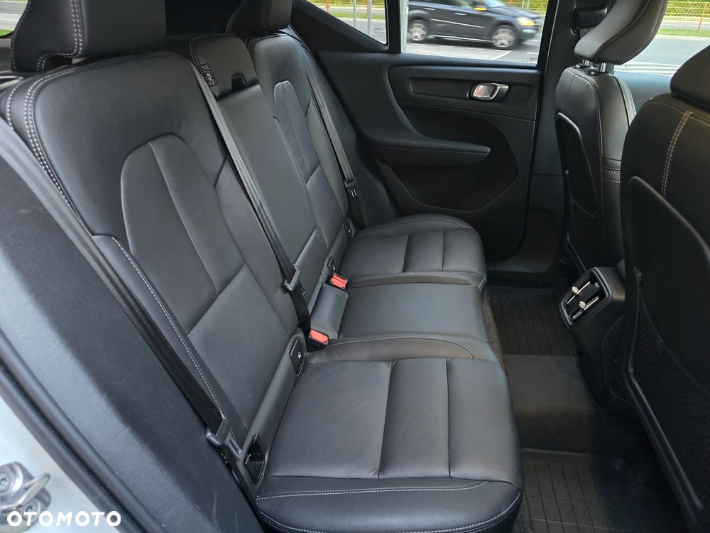 Volvo XC 40 B5 B AWD Ultimate Bright - 19