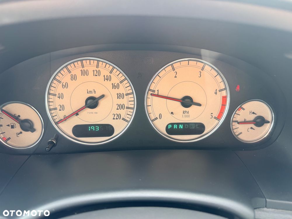Chrysler Grand Voyager 2.8 CRD SE - 18