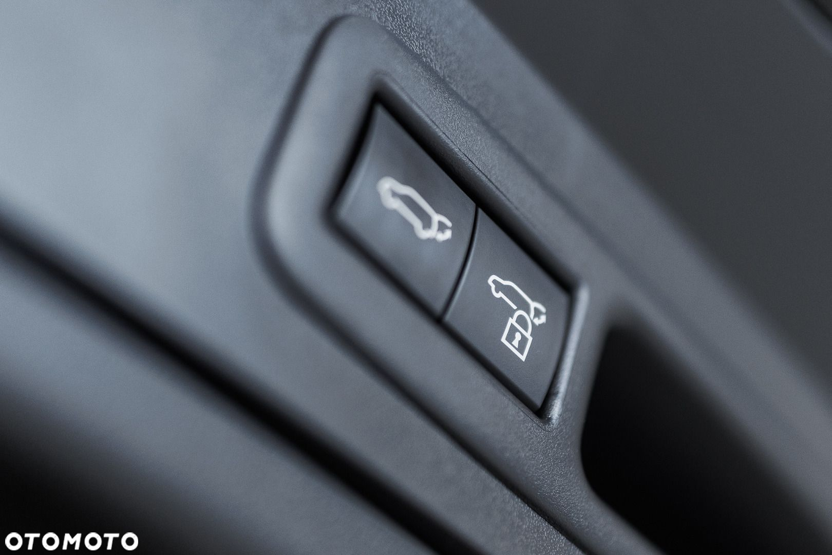 Lexus UX - 27