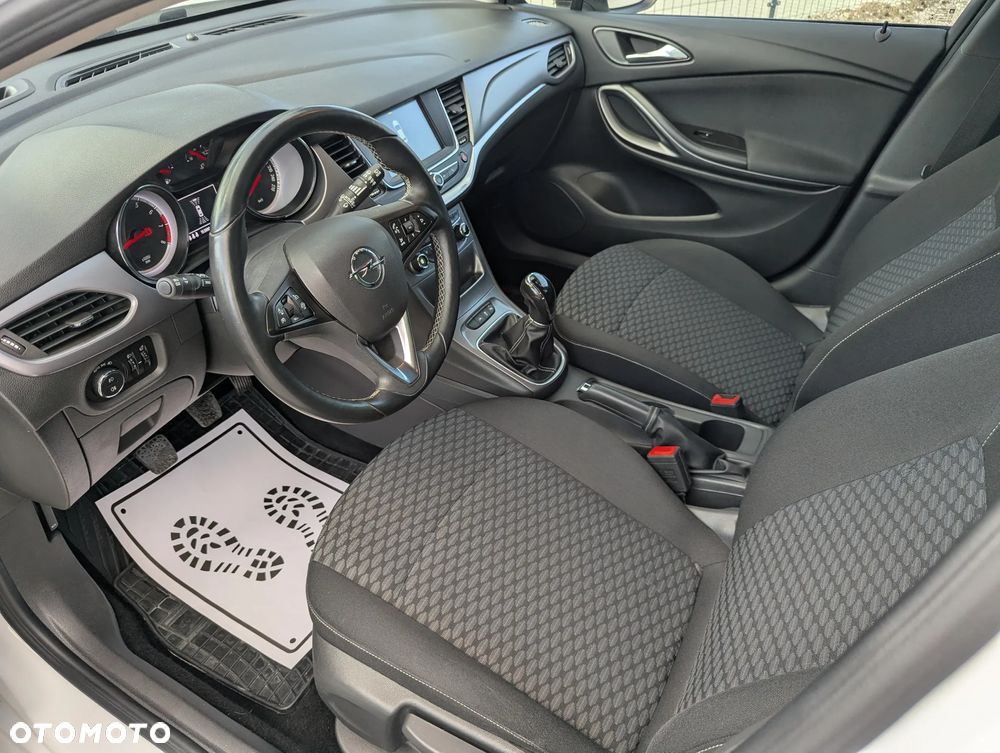 Opel Astra - 15