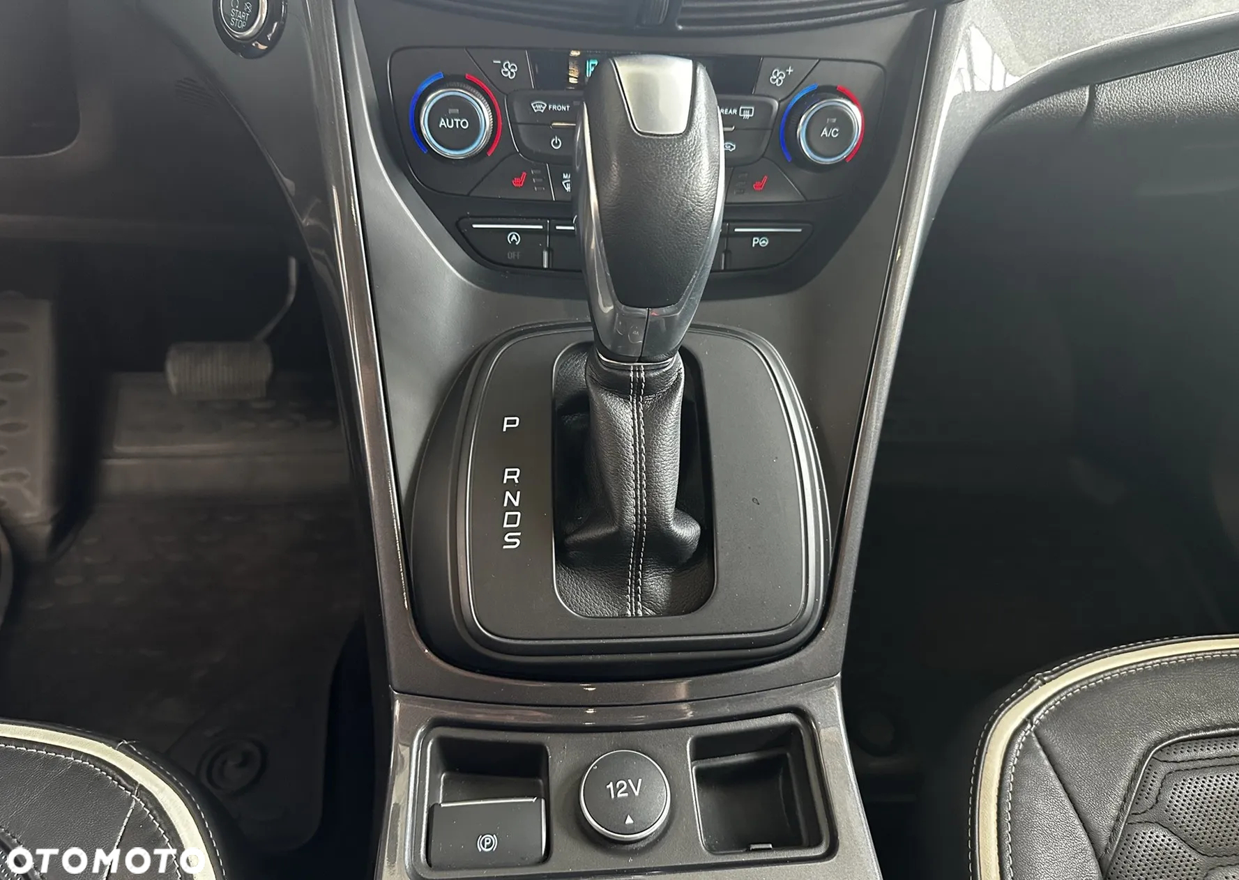 Ford Kuga 1.5 EcoBoost 4x4 Vignale - 16