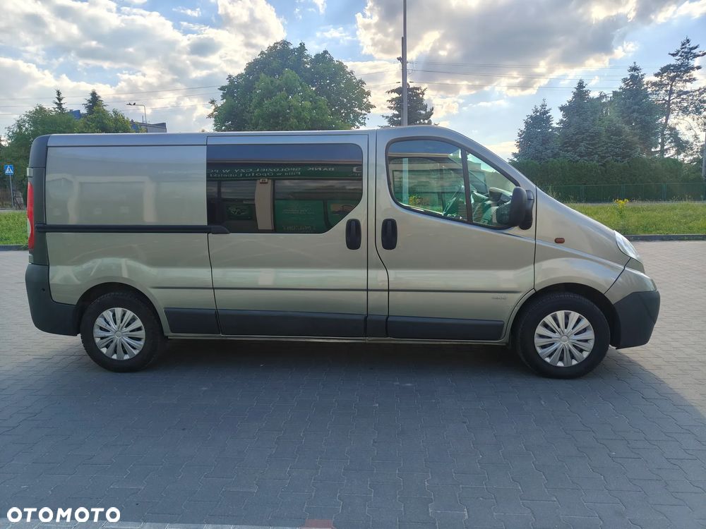Opel Vivaro L2H1 2.9t - 4