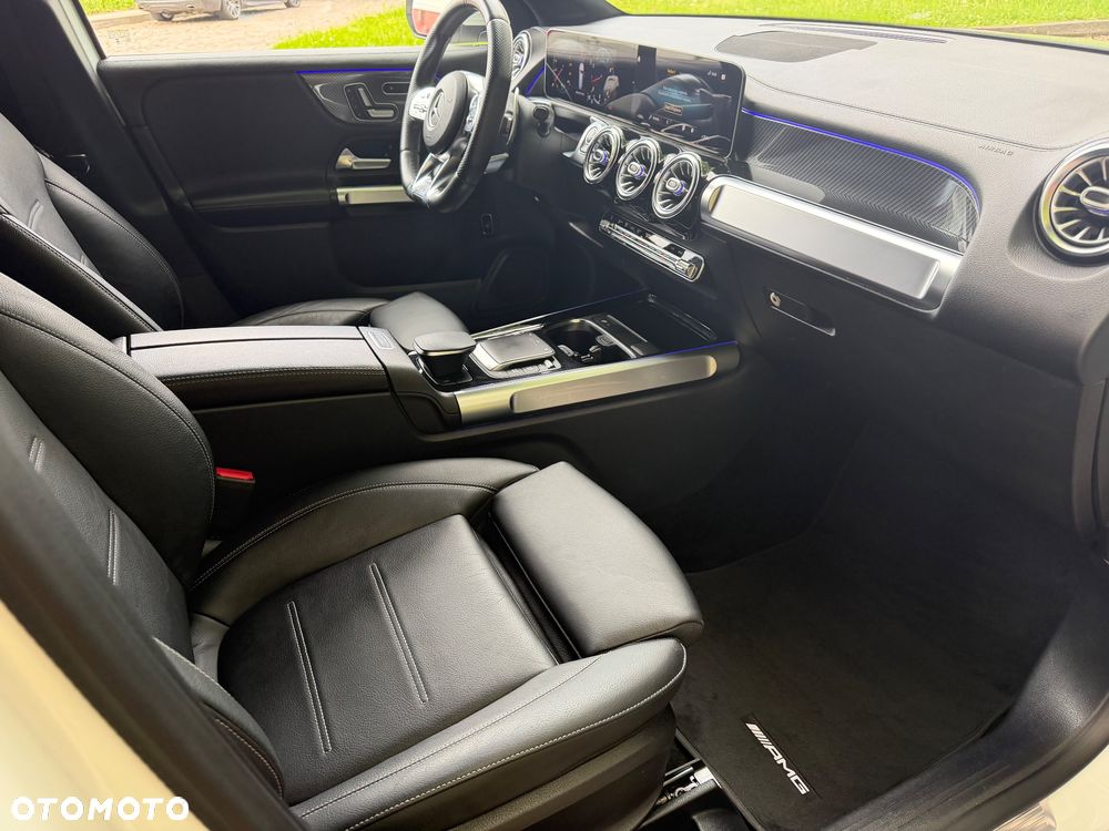 Mercedes-Benz GLB AMG 35 4Matic AMG Speedshift DCT 8G - 31