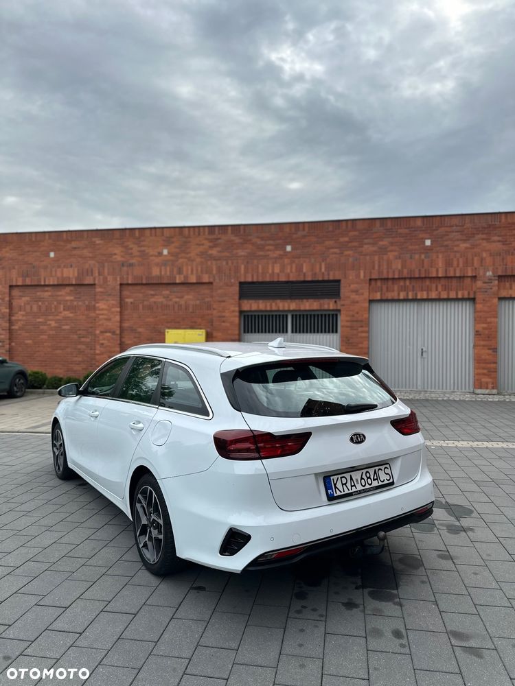 Kia Ceed 1.6 CRDi mHEV L DCT - 18