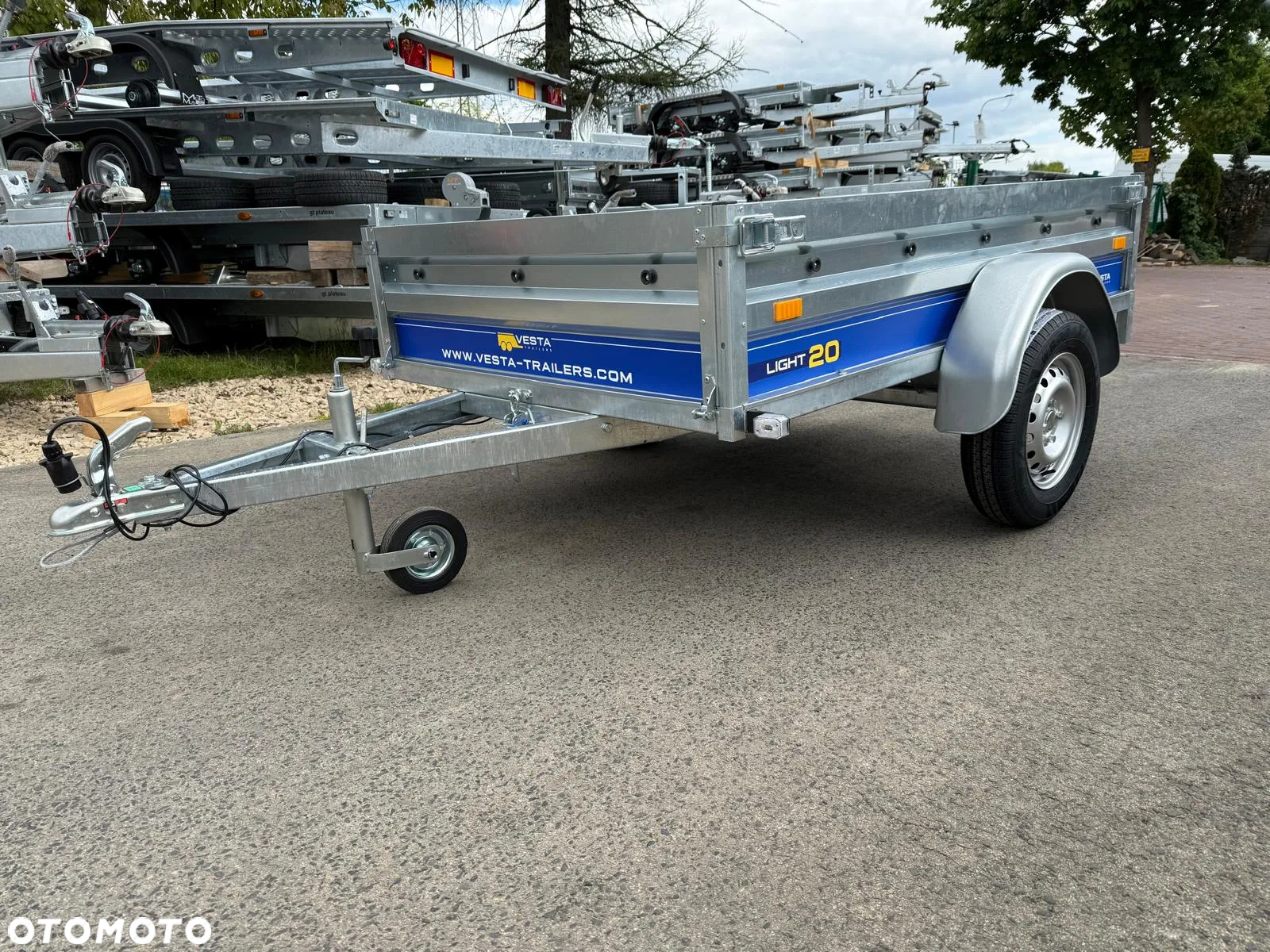 Inny Przyczepa VESTA LIGHT 20 202x131x37 cm WYSOKIE BURTY spawana rama Częstochowa MOTOMUS - 3