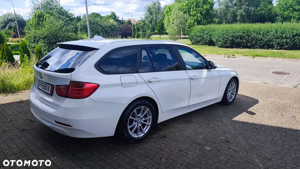 BMW Seria 3 - 24
