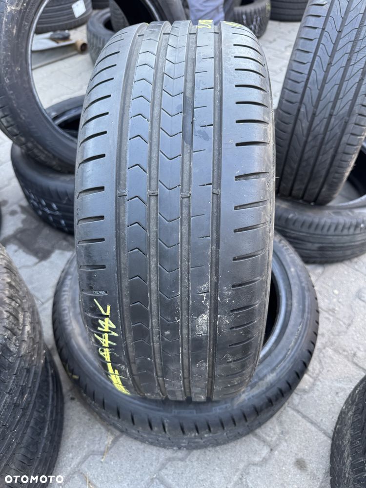 Opony letnie 215/45/17 Vredestein 2 sztuki 2023r
