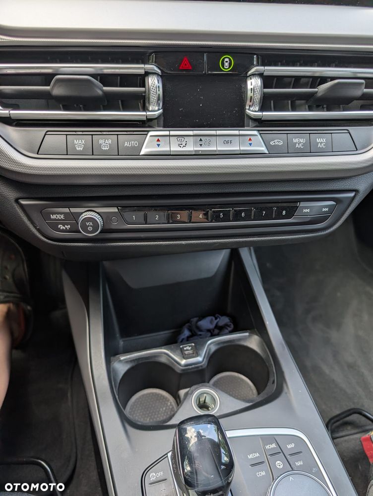 BMW Seria 2 218i Advantage - 21