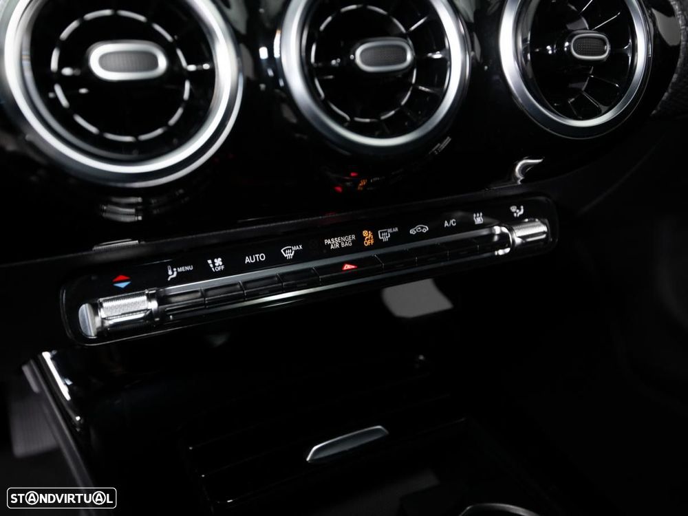 Mercedes-Benz A 250 e Style Plus - 21