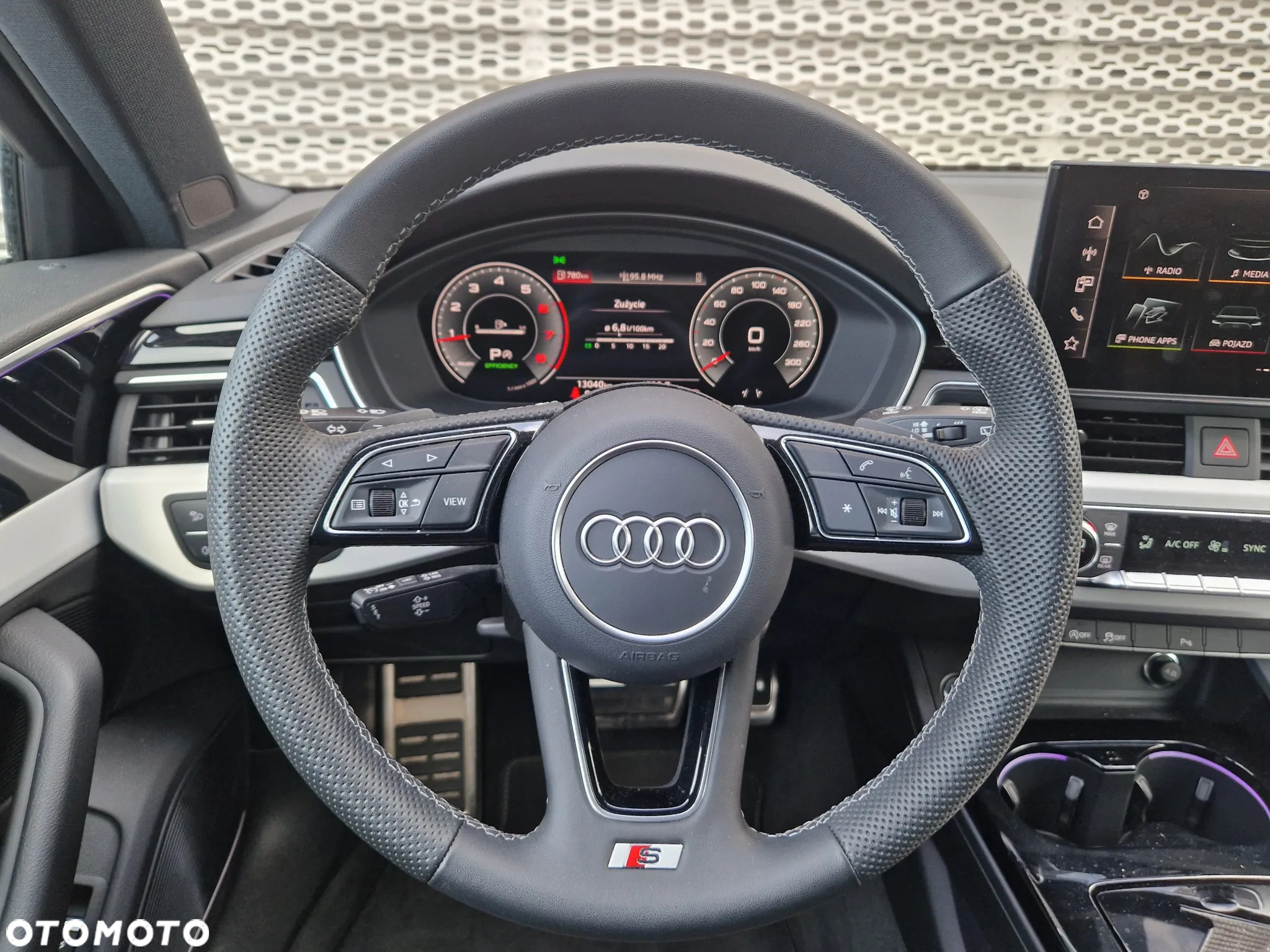 Audi A4 - 8