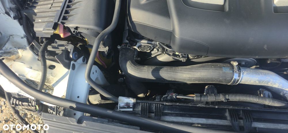 Volkswagen Touareg 3.0 V6 TDI DPF Automatik Individual - 33