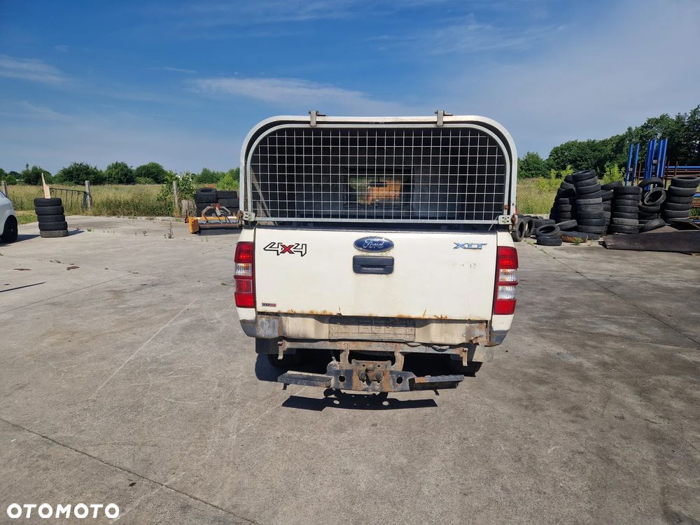 Ford Ranger 2.5 TDCi DC XLT - 5