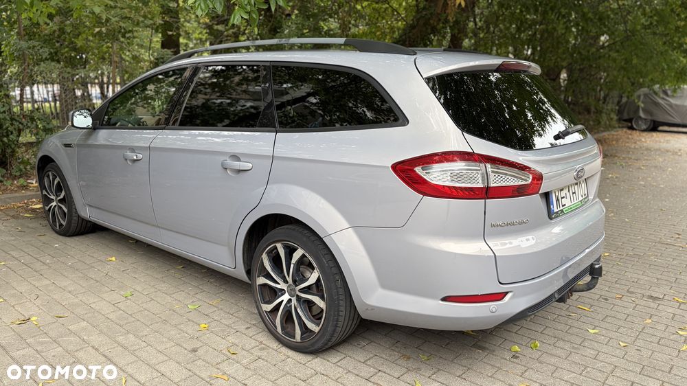 Ford Mondeo 1.6 Trend - 10