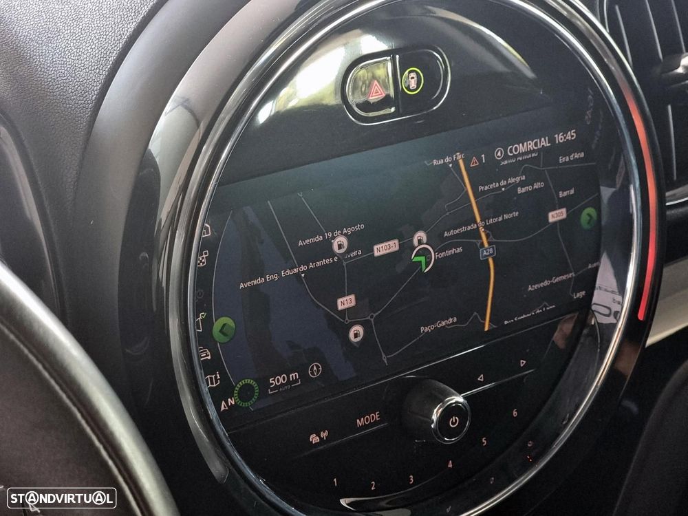 MINI Countryman Cooper SE ALL4 Auto - 32