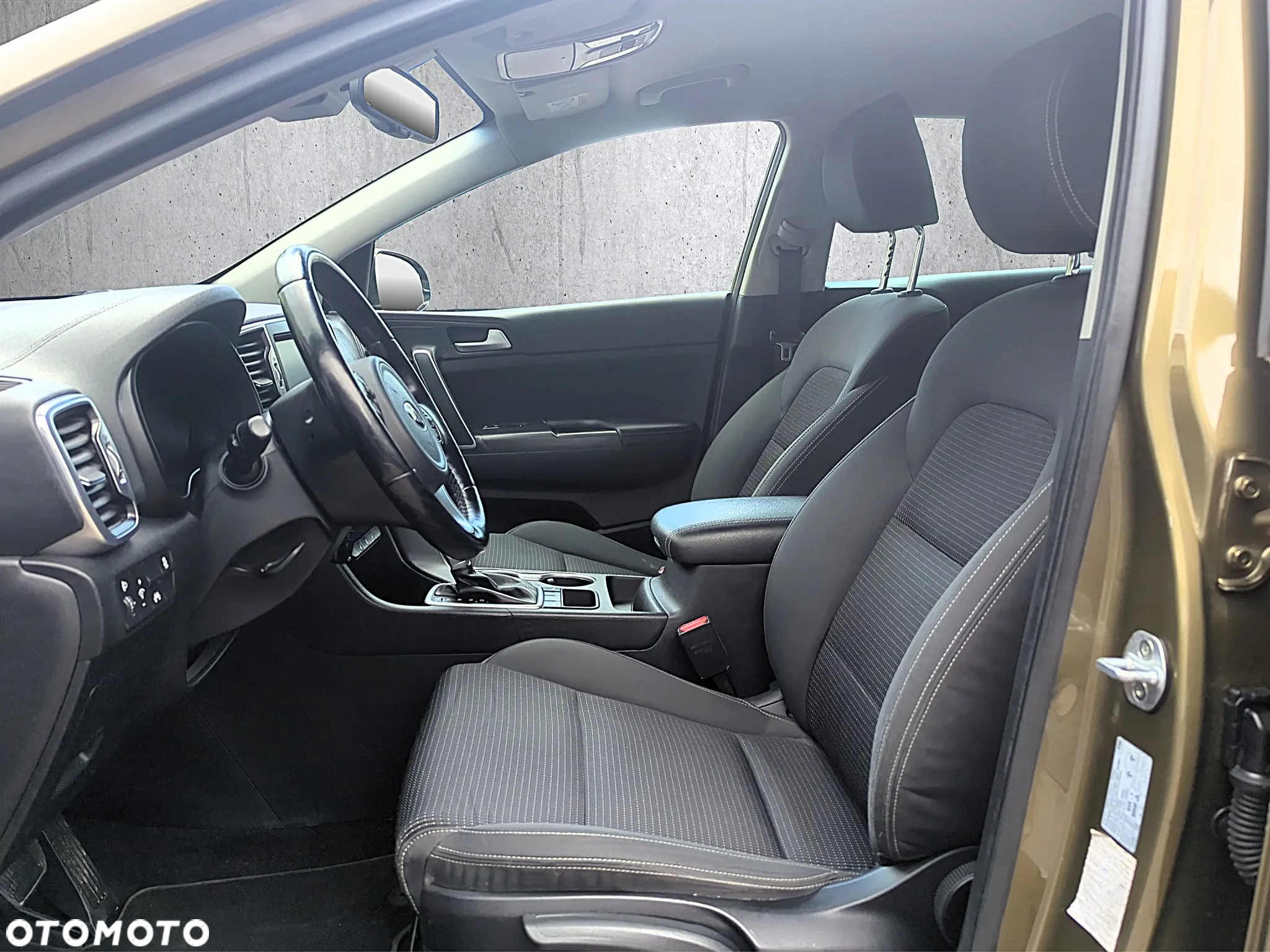 Kia Sportage 2.0 CRDI AWD Dream-Team Edition - 10
