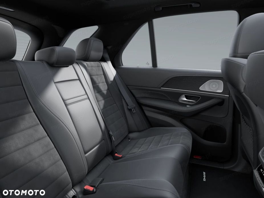 Mercedes-Benz GLE - 12