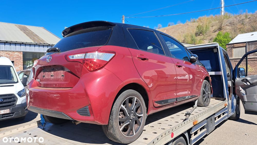 Toyota Yaris 1,5-Dual-VVT-iE Comfort mit Design-Paket - 1