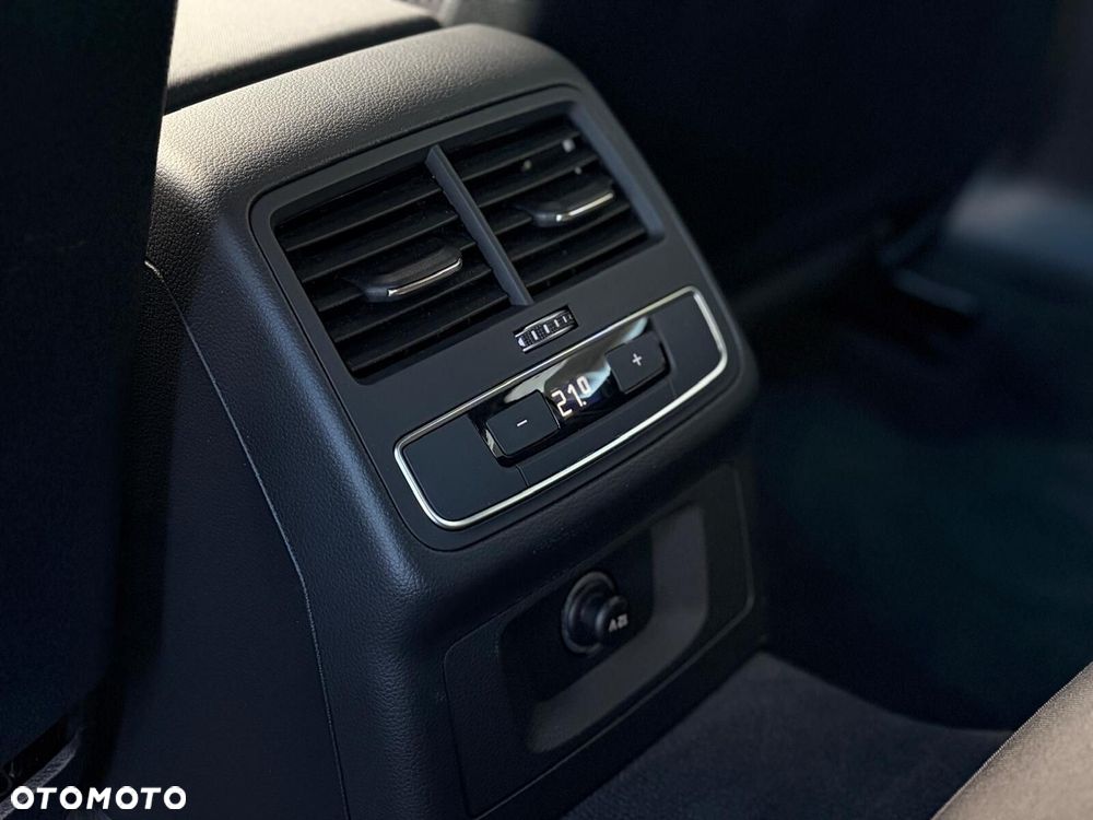 Audi A4 Avant 40 TFSI mHEV S Line S tronic - 22