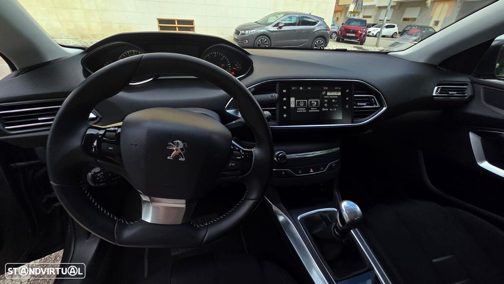 Peugeot 308 BlueHDi FAP 120 Stop & Start Allure - 14