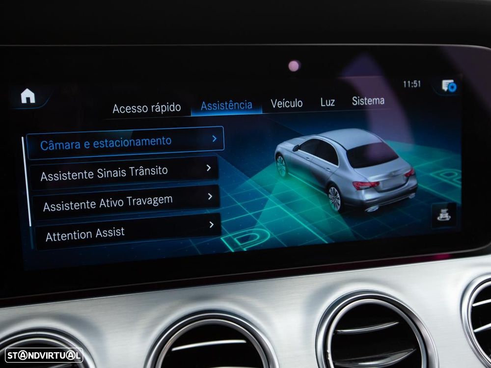 Mercedes-Benz E 300 de 4Matic 9G-TRONIC - 32