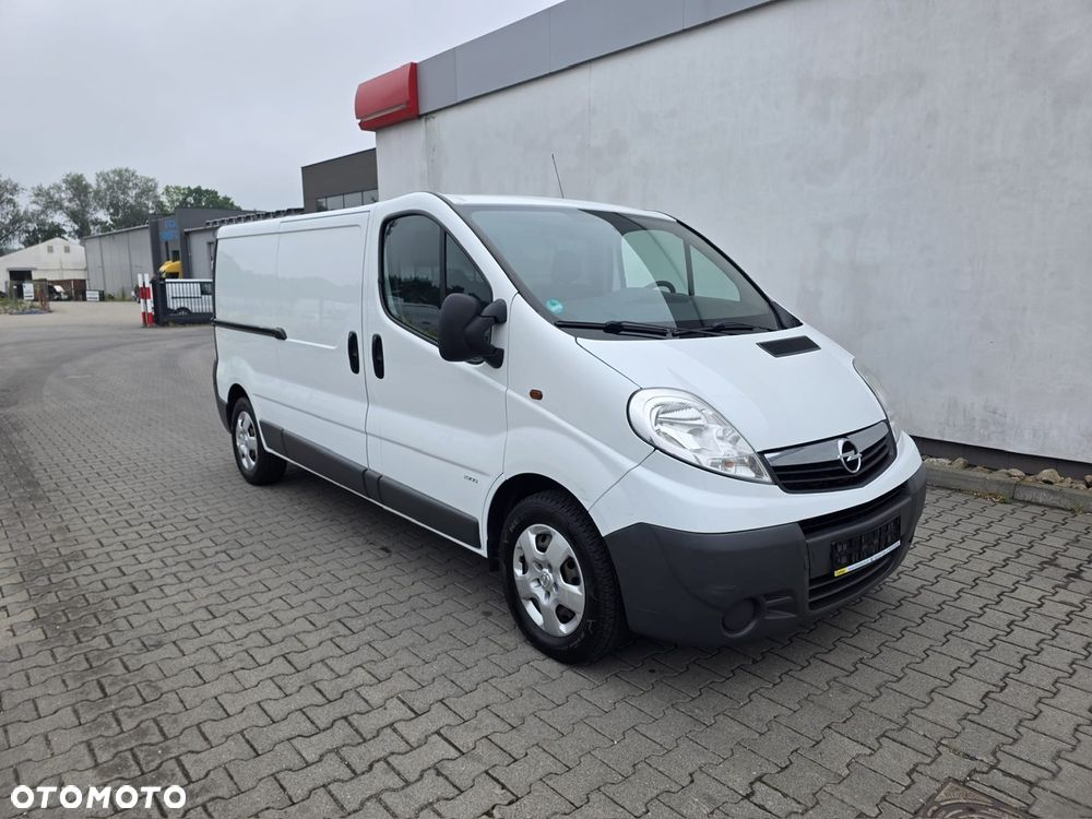 Opel Vivaro - 2