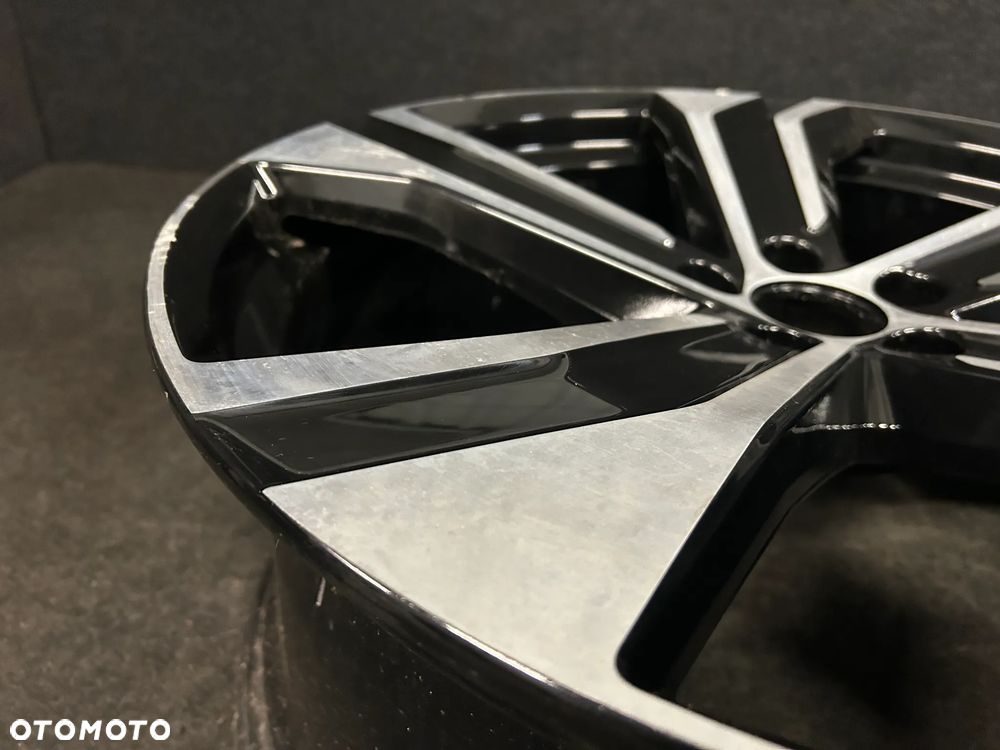 Alufelga Volvo XC90 22 cale 5x108 1szt. 32209412 - 3