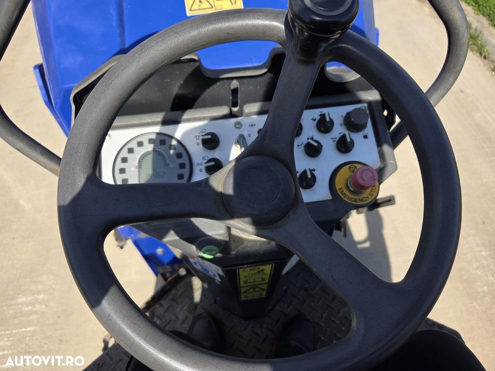 Ammann ARX45, 4,6tone, 2019, 1.444h, latime tambur 1,4m, motor Kubota 75CP, sistem stropire, sistem taiere asfalt, 2 joystickuri-FULL OPTION-posibilitate leasing 3 ani, rulat in Germania-STARE FOARTE BUNA-PROMOTIE 29.900 EUR+Tva - 25