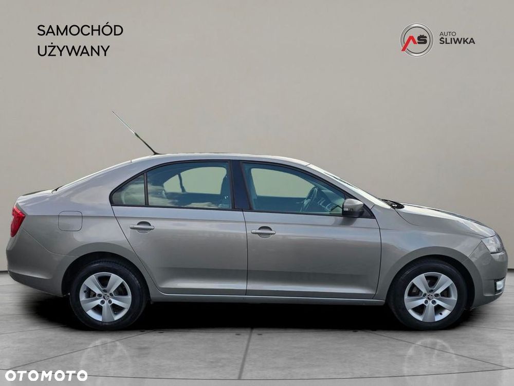 Skoda RAPID 1.2 TSI Ambition - 6
