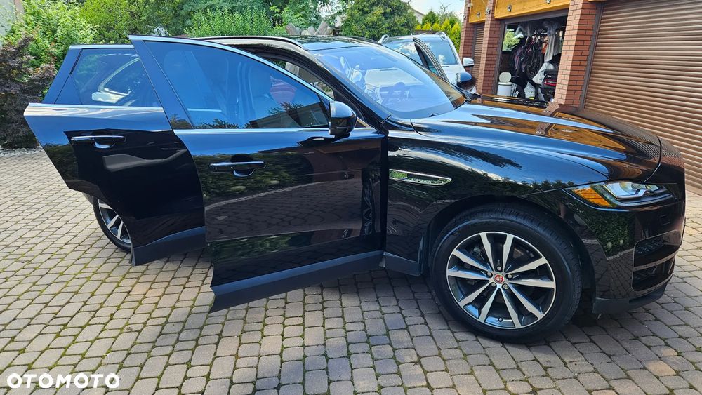 Jaguar F-Pace - 15