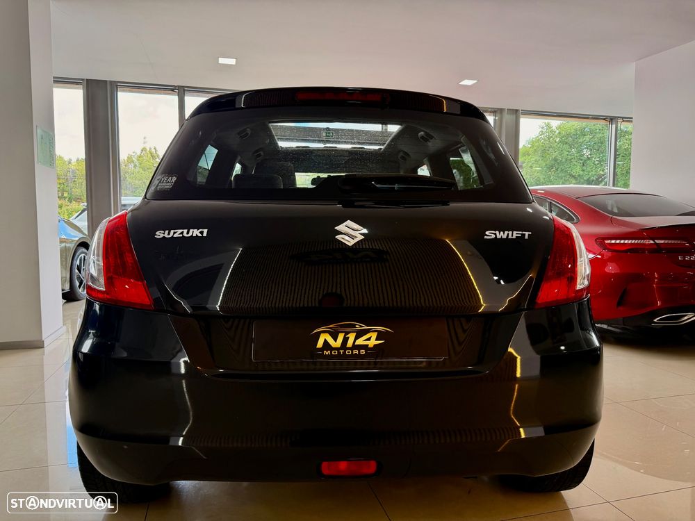 Suzuki Swift 1.3 DDiS GL - 10