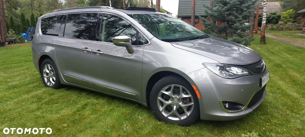 Chrysler Pacifica - 20