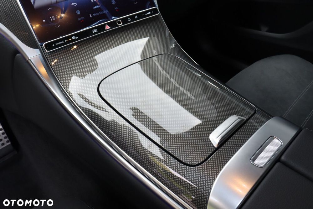 Mercedes-Benz GLC - 13