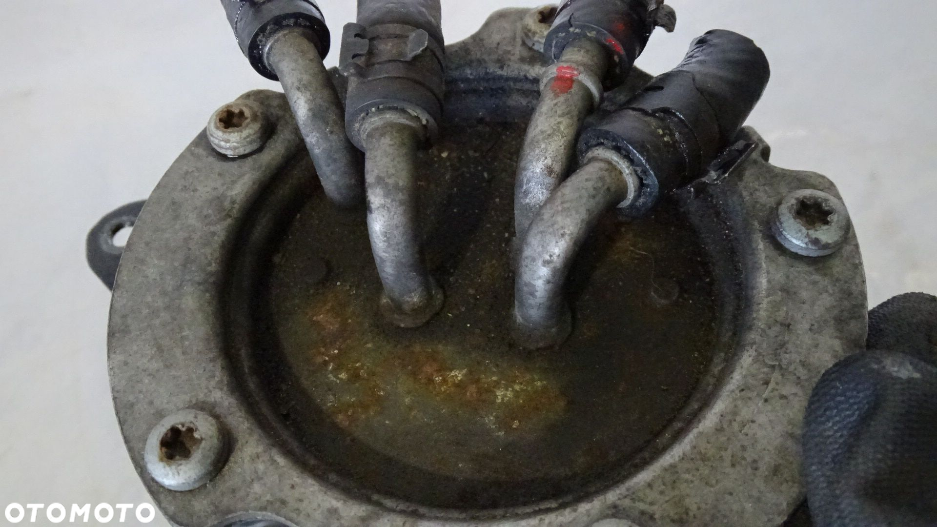OBUDOWA FILTRA PALIWA VOLKSWAGEN JETTA V 1.9TDI 1K0127400K - 4