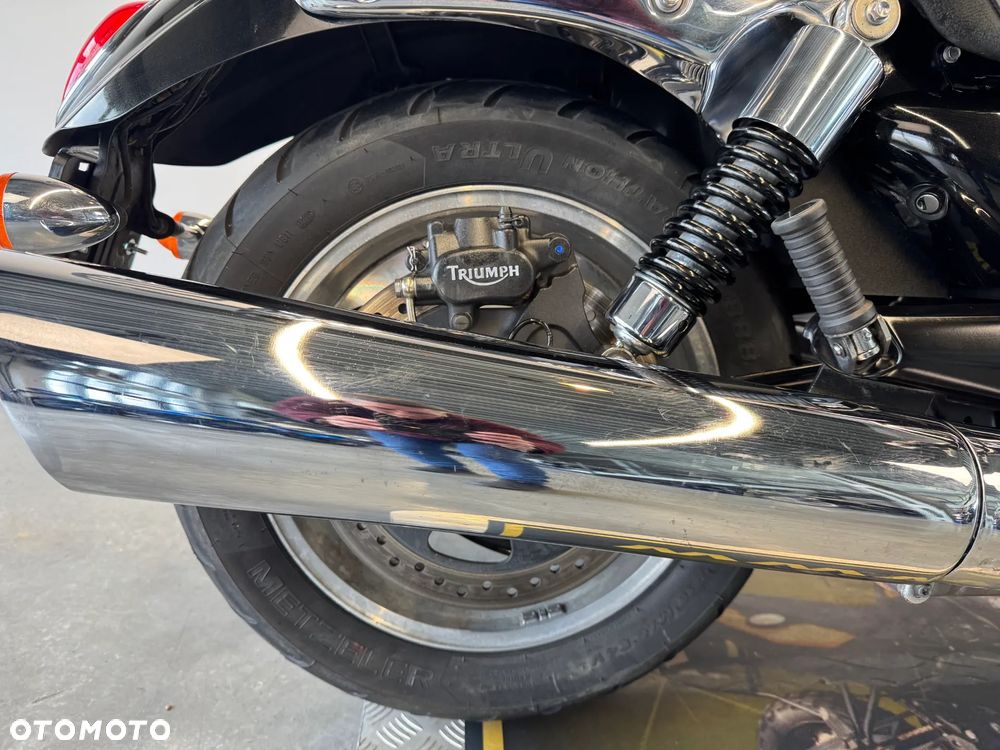 Triumph Rocket - 16
