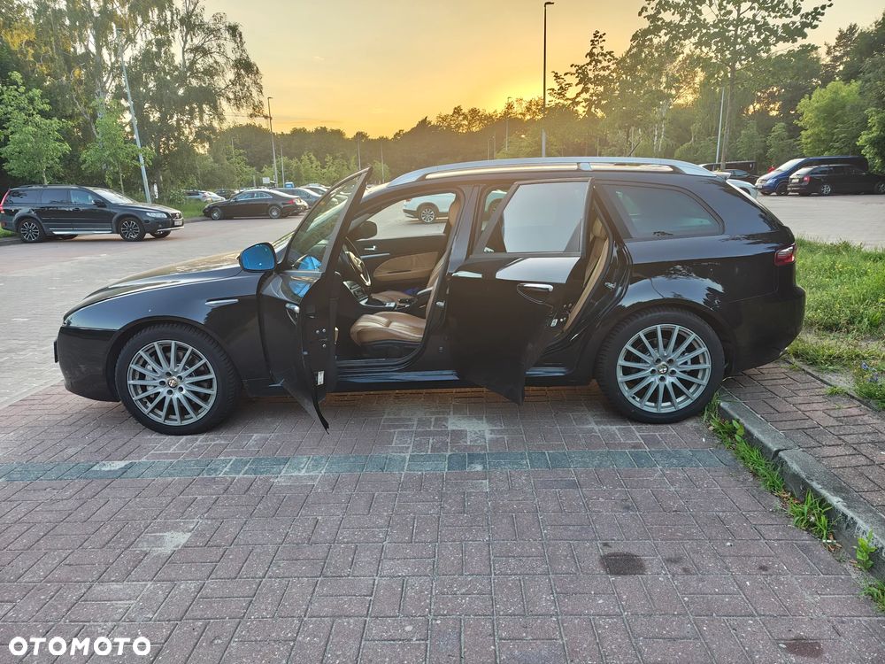 Alfa Romeo 159 3.2JTS Q4 Distinctive - 13