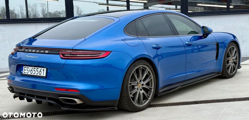 Porsche Panamera 4 Executive - 8