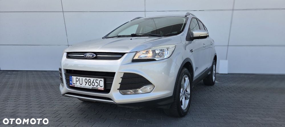 Ford Kuga 2.0 TDCi 2x4 Titanium - 2