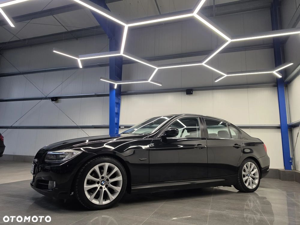 BMW Seria 3 318i Edition Exclusive - 4