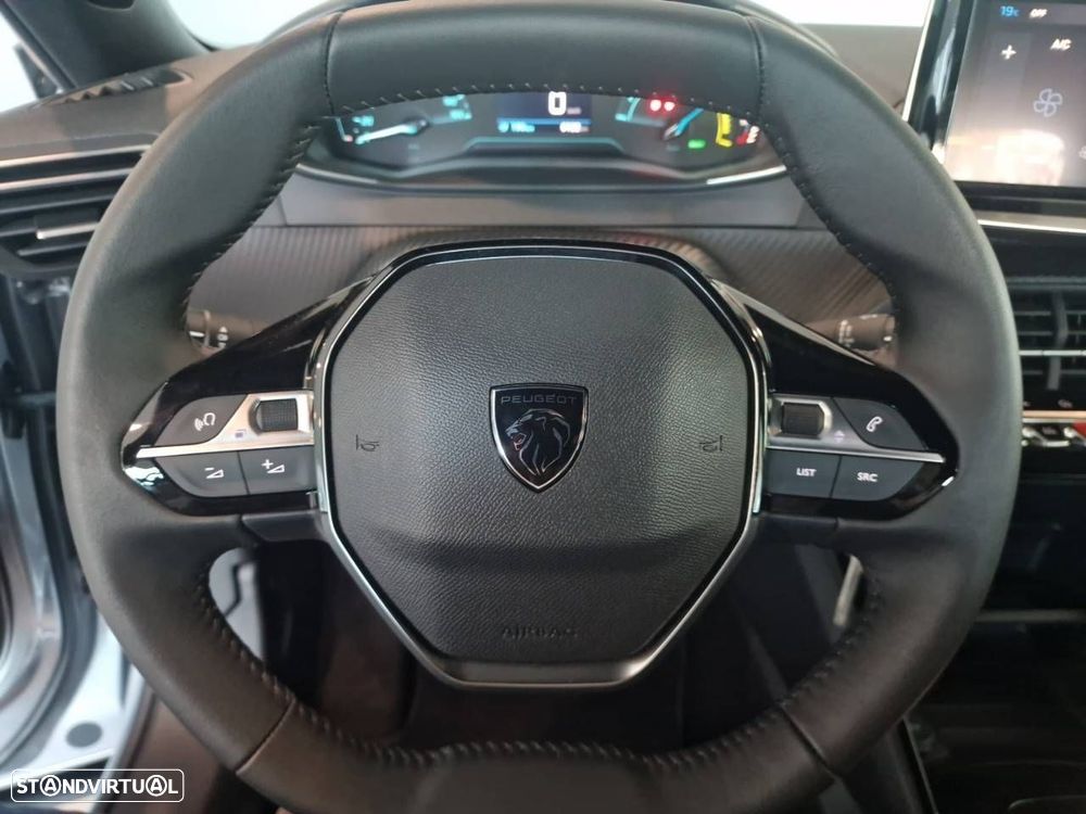 Peugeot e-2008 54 kWh Active - 12