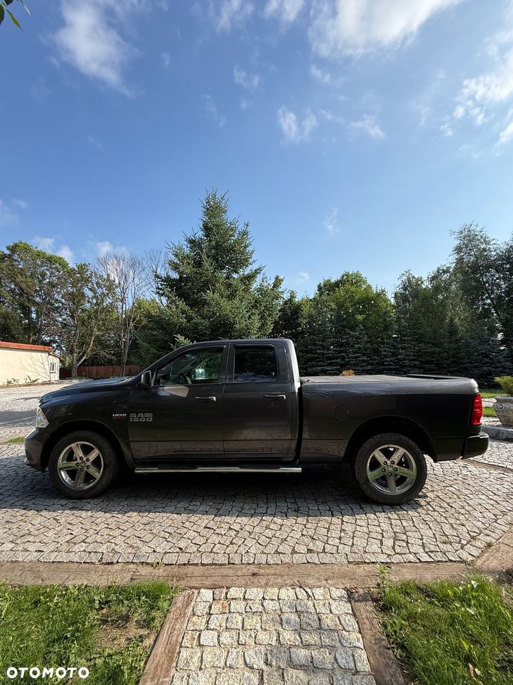 RAM 1500 Crew Cab Shortbed Laramie - 11