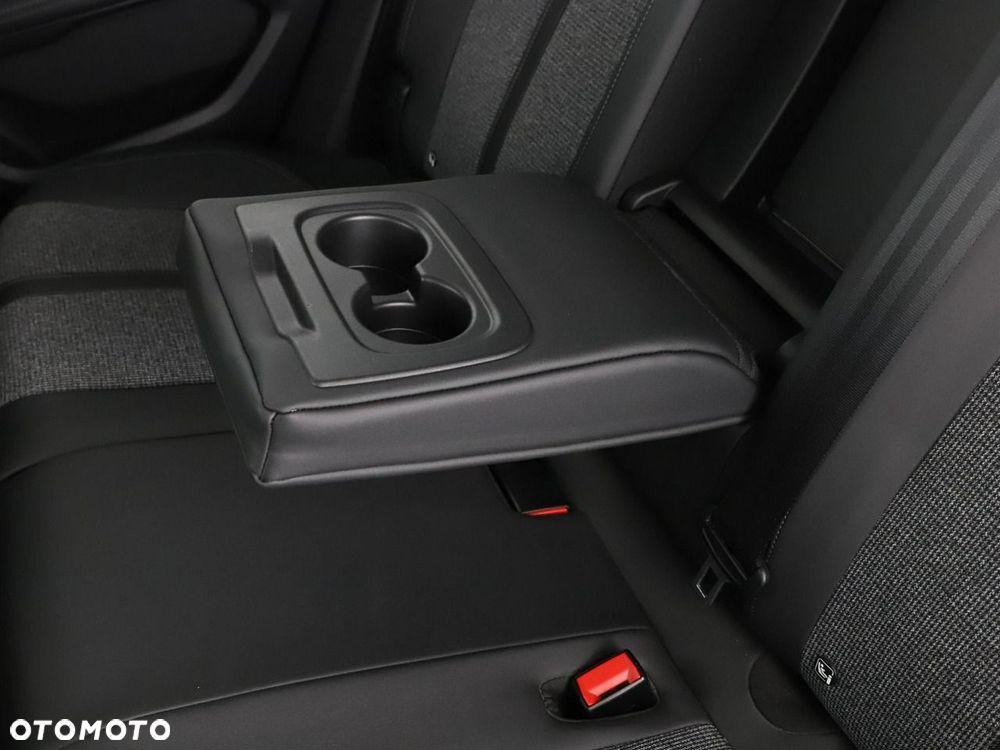 Peugeot 3008 1.2 PureTech Allure - 40