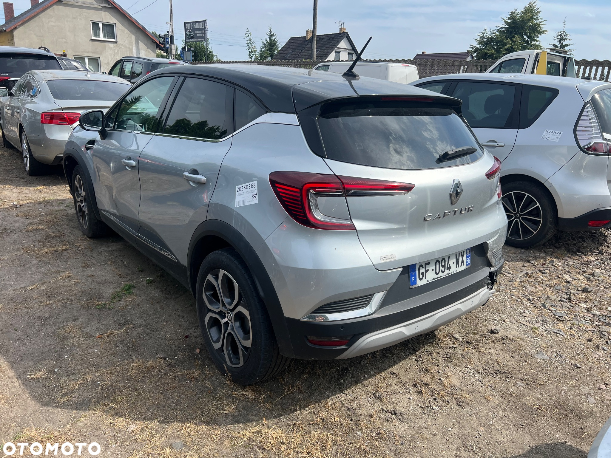 Renault Captur TCe 90 INTENS - 4