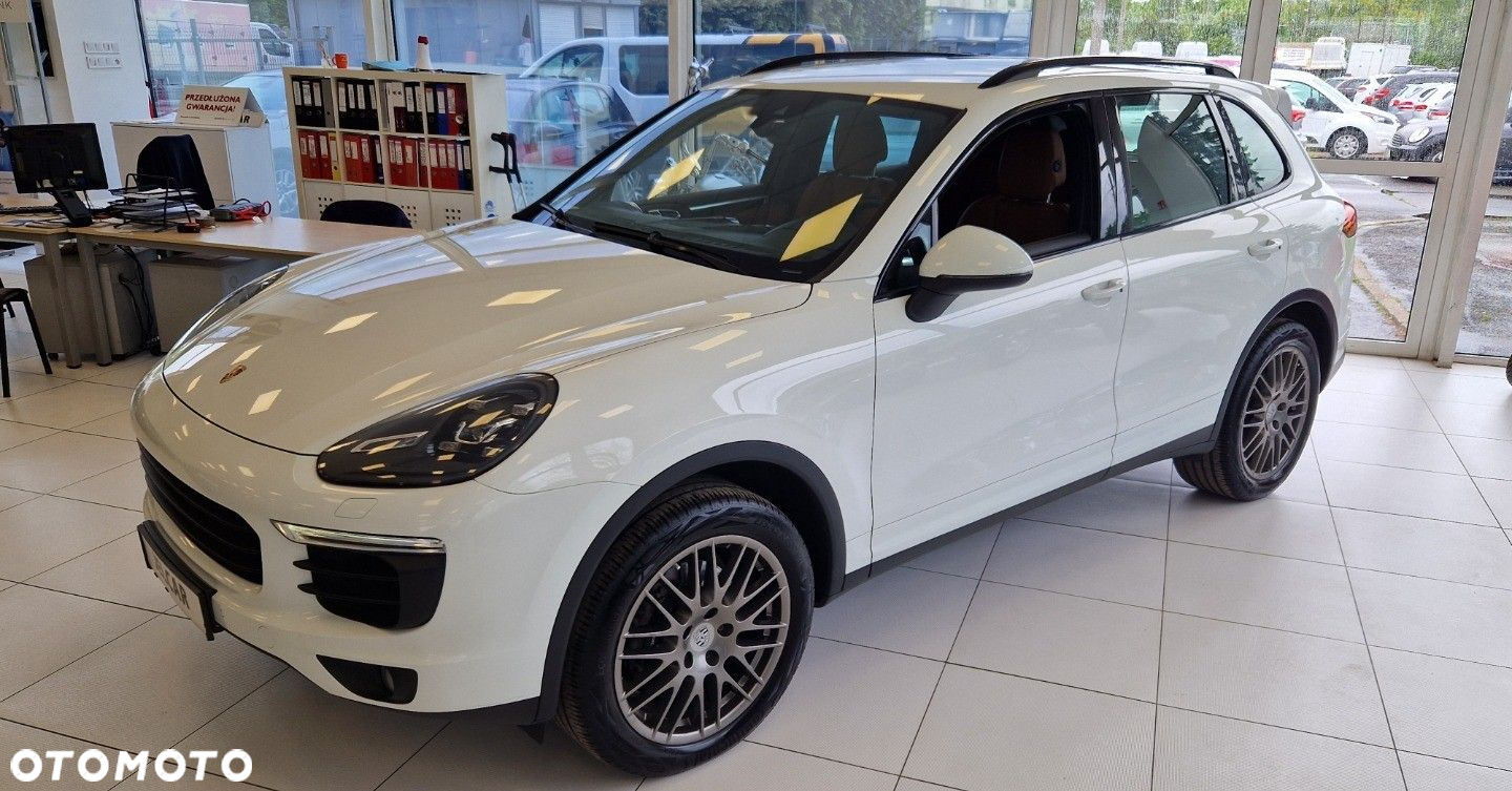 Porsche Cayenne - 5