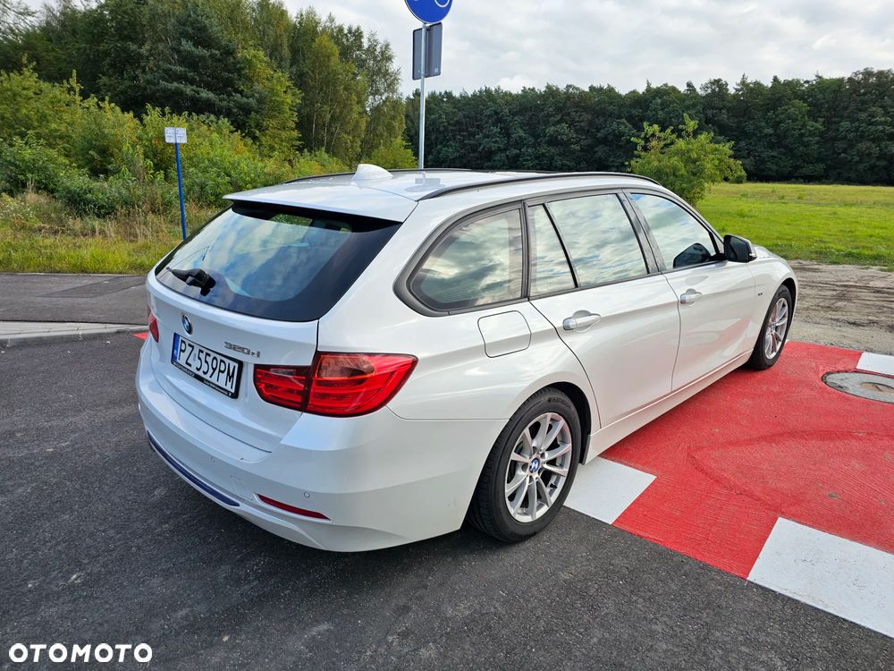 BMW Seria 3 ver-320d-efficient-dynamics - 14