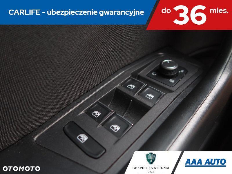 Volkswagen T-Roc - 18