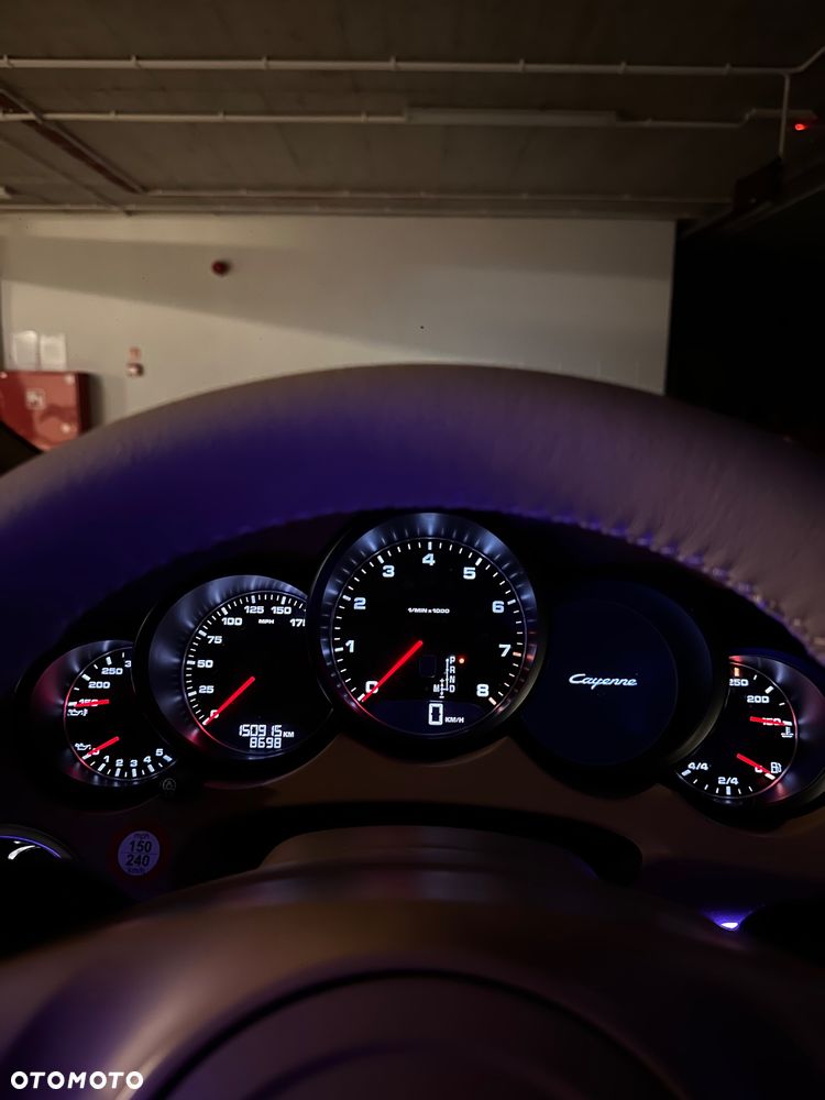 Porsche Cayenne Platinum Edition - 29